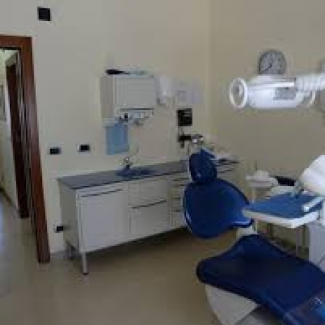 Pulizia denti Bolzano.
